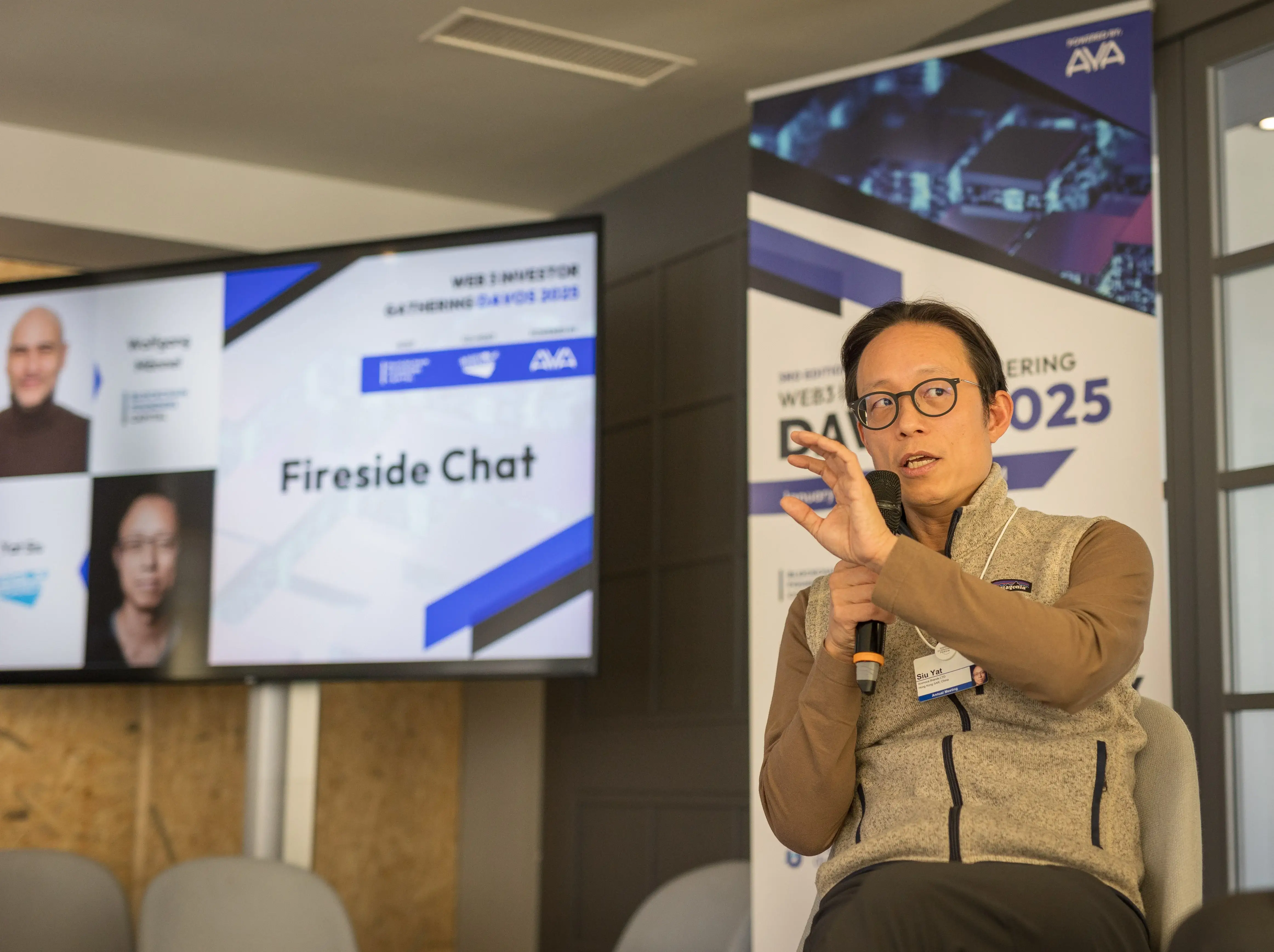 Description of Image