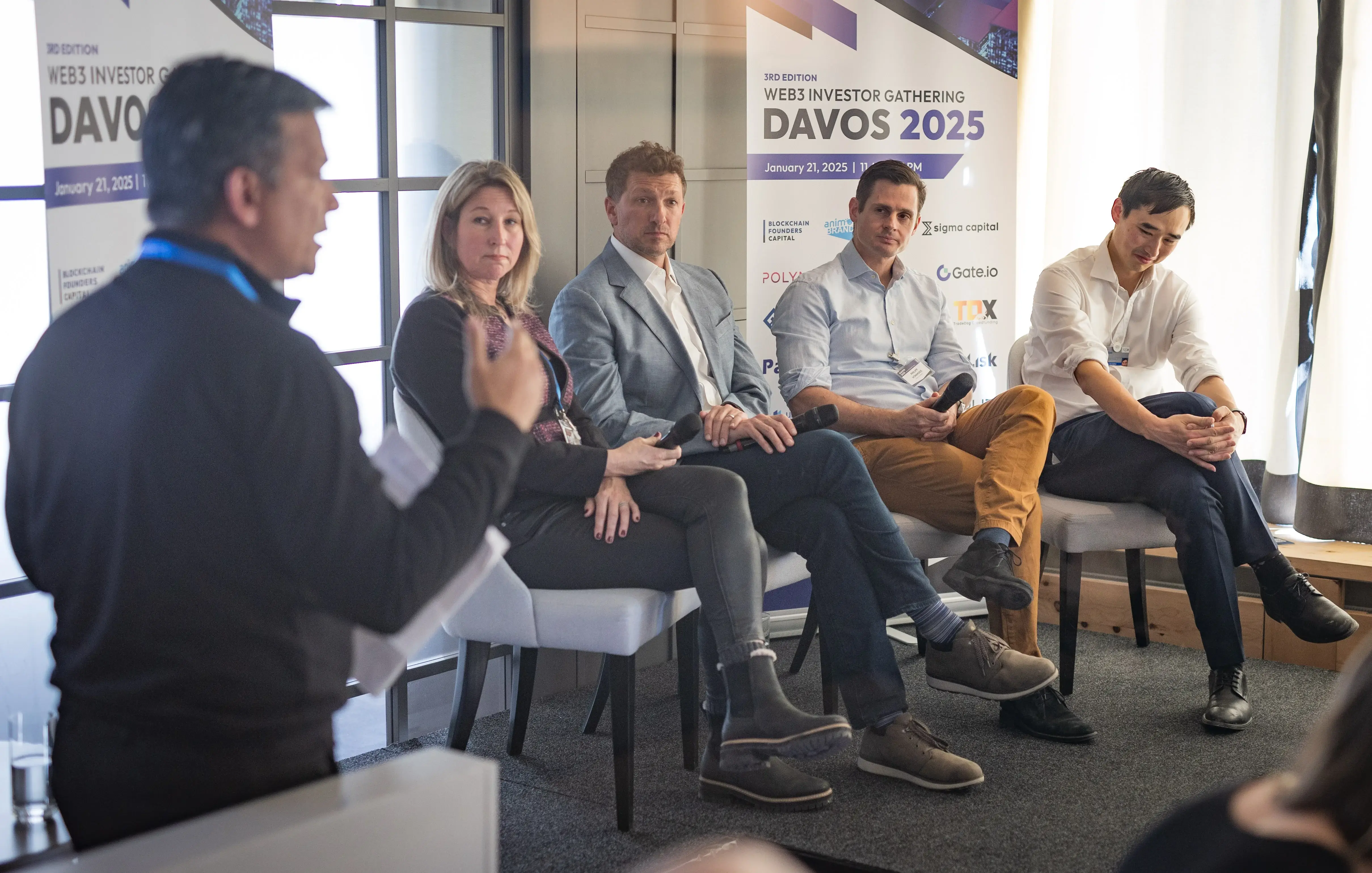 Description of Image