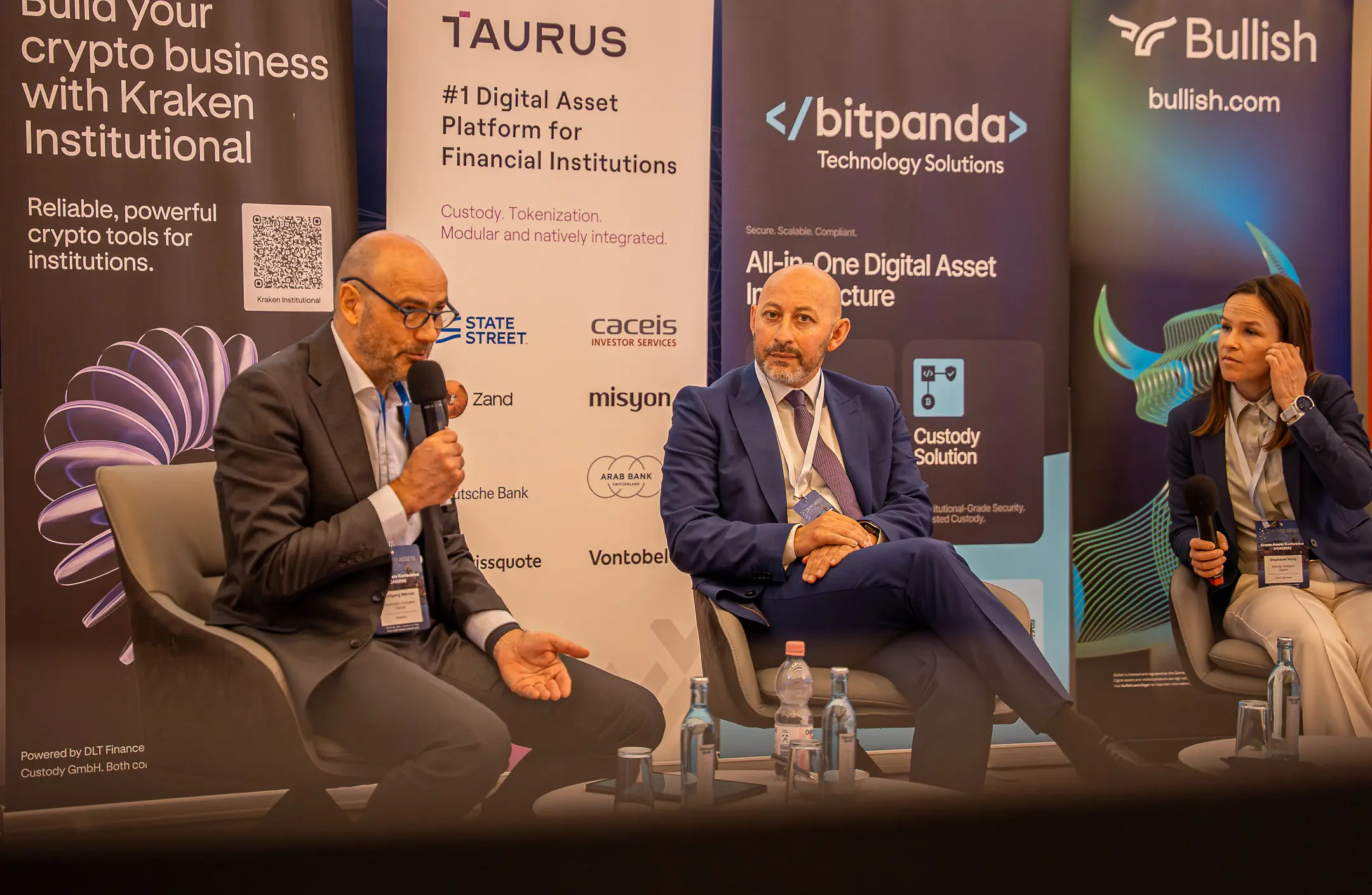 with Laurent Marochini, CEO Standard Chartered Luxembourg and Stephanie Hurry, Börse Stuttgart Digital