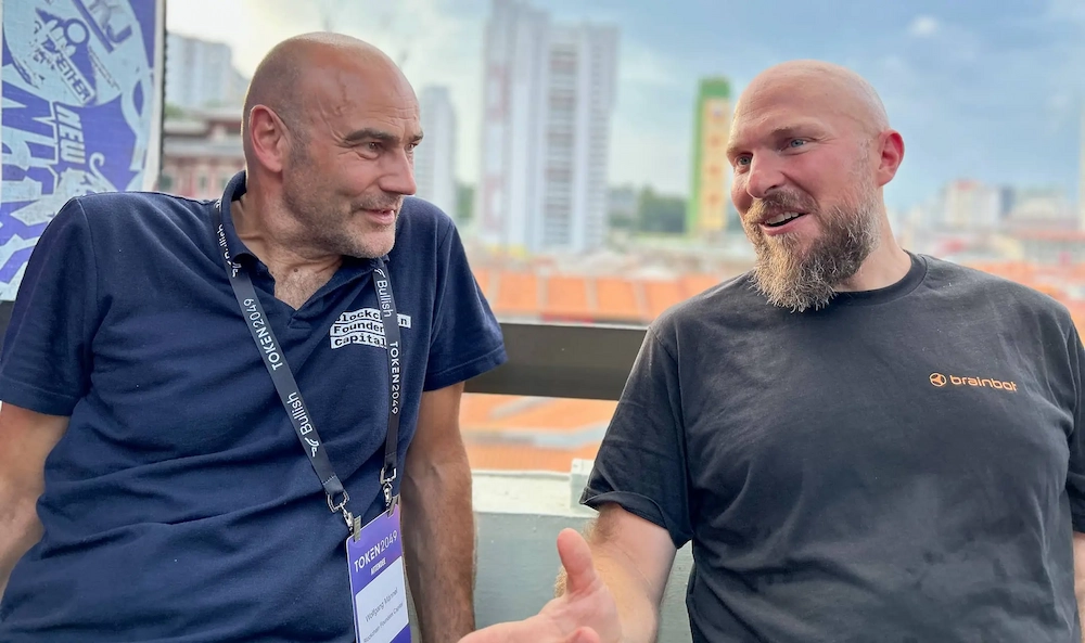 with Loring Harkness, Head of Commercial at Brainbot Technologies