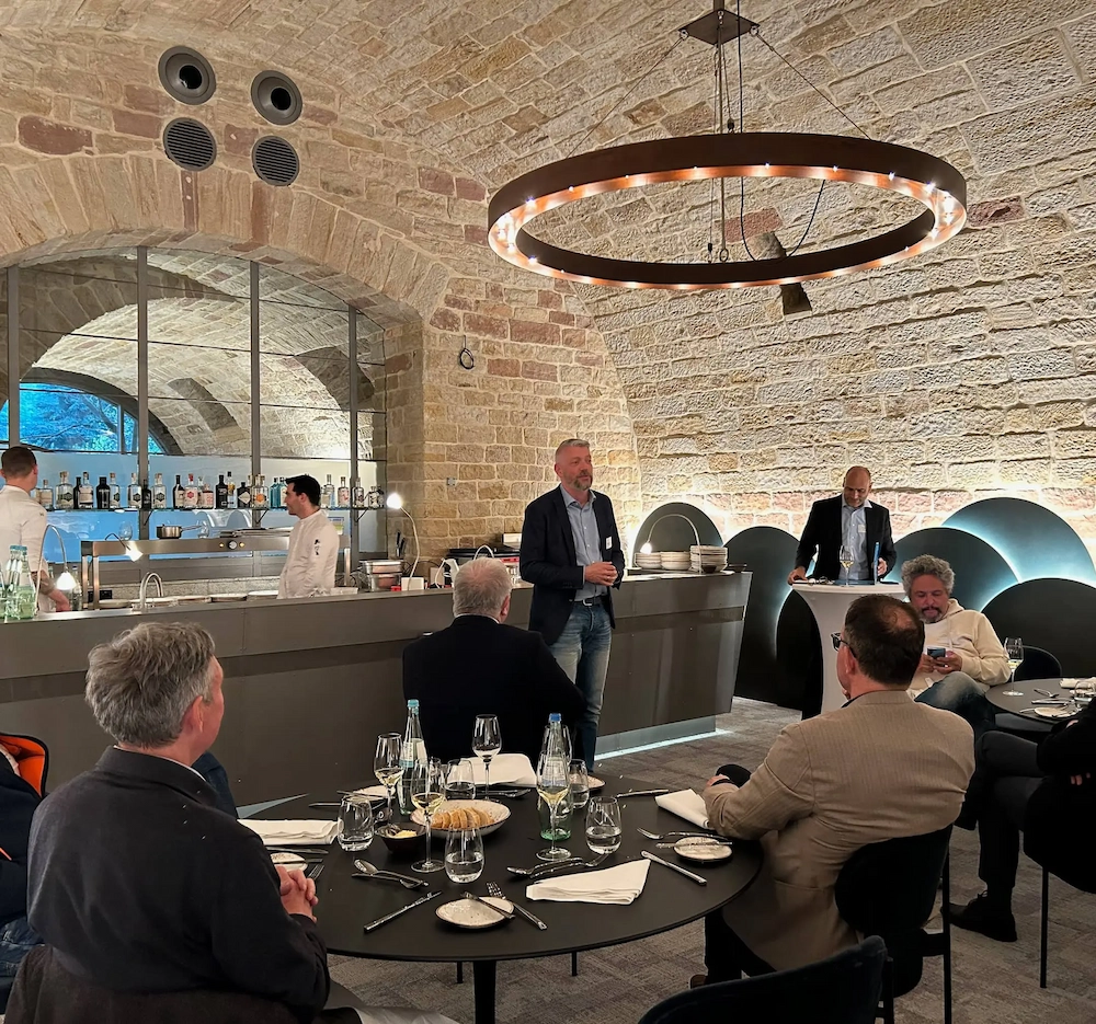 Alexander Höptner and friends at the Wine & Web3 dinner hosted by Ulrich Spindler